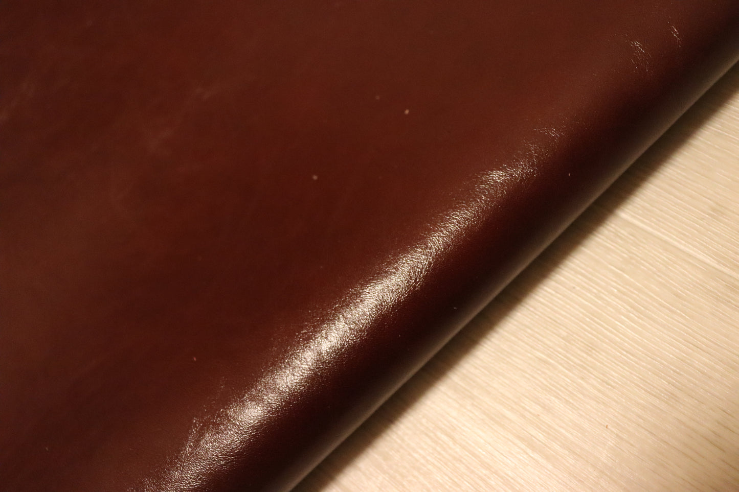 ds60円！新入荷！イタリアンレザー 　カゼイン仕上げ　ヌメ革　チョコブラウン　133ds