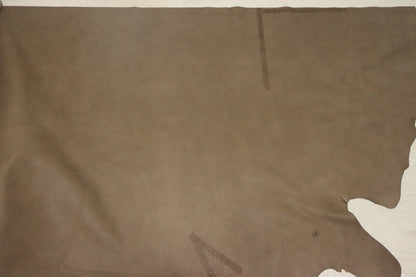 ds28円！新入荷！イタリアンレザー　もちもち　シュリンク加工　コルクブラウン　261ds