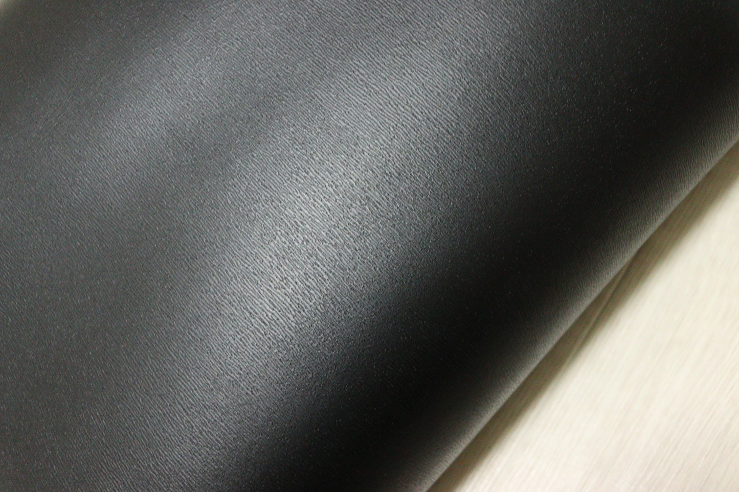 ds28円！新入荷！顔料仕上げ　ブラック　ミスシボ型押し　200ds