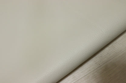 ds30円！新入荷！イタリアンレザー　もちもち　アイボリー　シュリンク加工　240ds