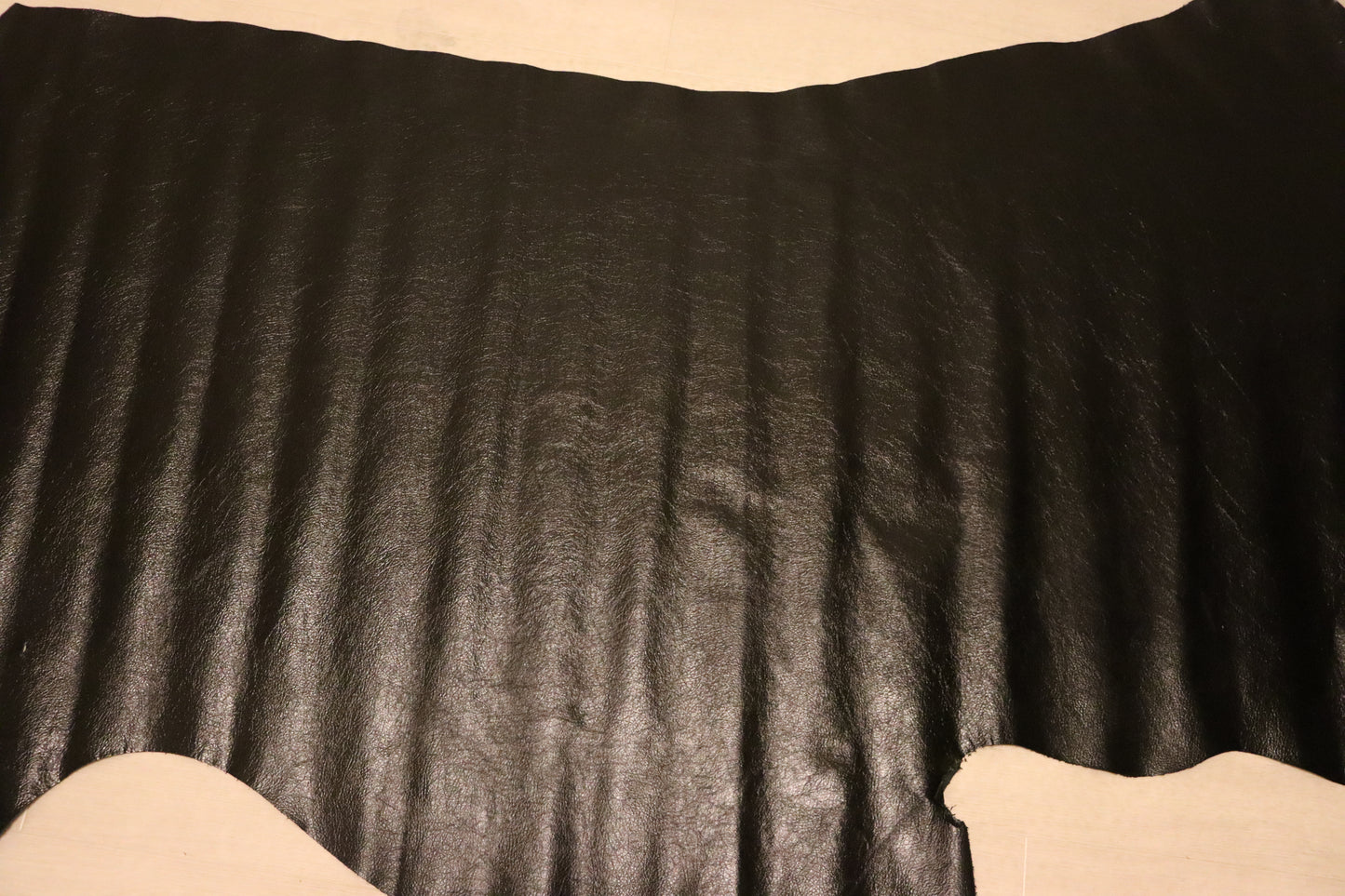 ds38円！新入荷！イタリアンレザー　ブラック　カゼイン仕上げ　コンビヌメ　158ds