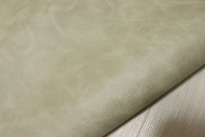 ds28円！新入荷！イタリアンレザー　もちもち　ナチュラルイエロー　アンチック  シュリンク加工　251ds