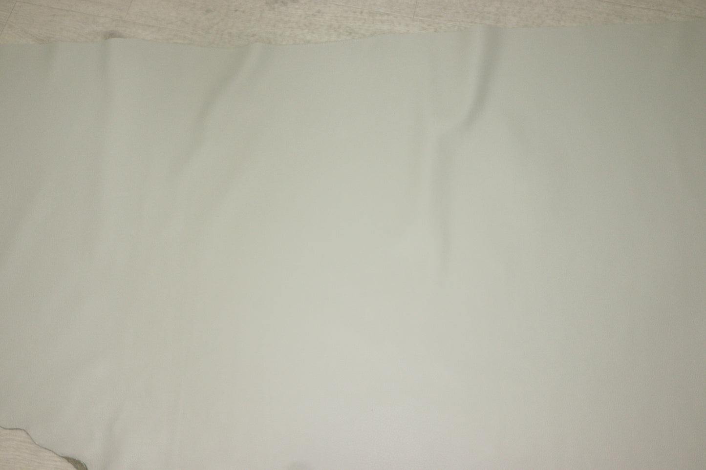 ds30円！新入荷！イタリアンレザー　アイボリー　シュリンク加工　262ds