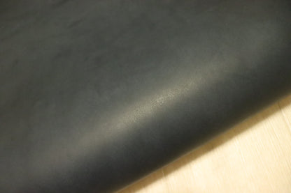 ds75円！新入荷！上質！オイルヌメ　ネイビー　ショルダー　136ds