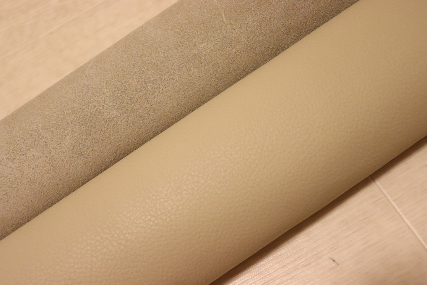 ds30円！新入荷！イタリアンレザー　ディア調　サンドベージュ　シュリンク加工  286ds