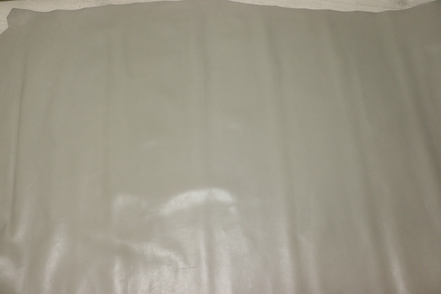 ds28円！新入荷！サンドベージュ　顔料仕上げ　スムース加工　307ds