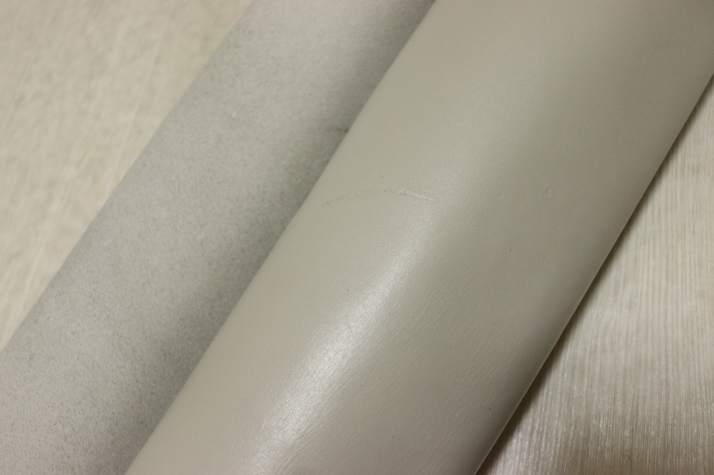 ds28円！新入荷！サンドベージュ　顔料仕上げ　スムース加工　307ds