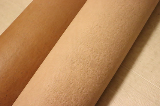 DS55円！新入荷！イタリアンレザー　TAN　エンボス加工　ヌメ革　167DS