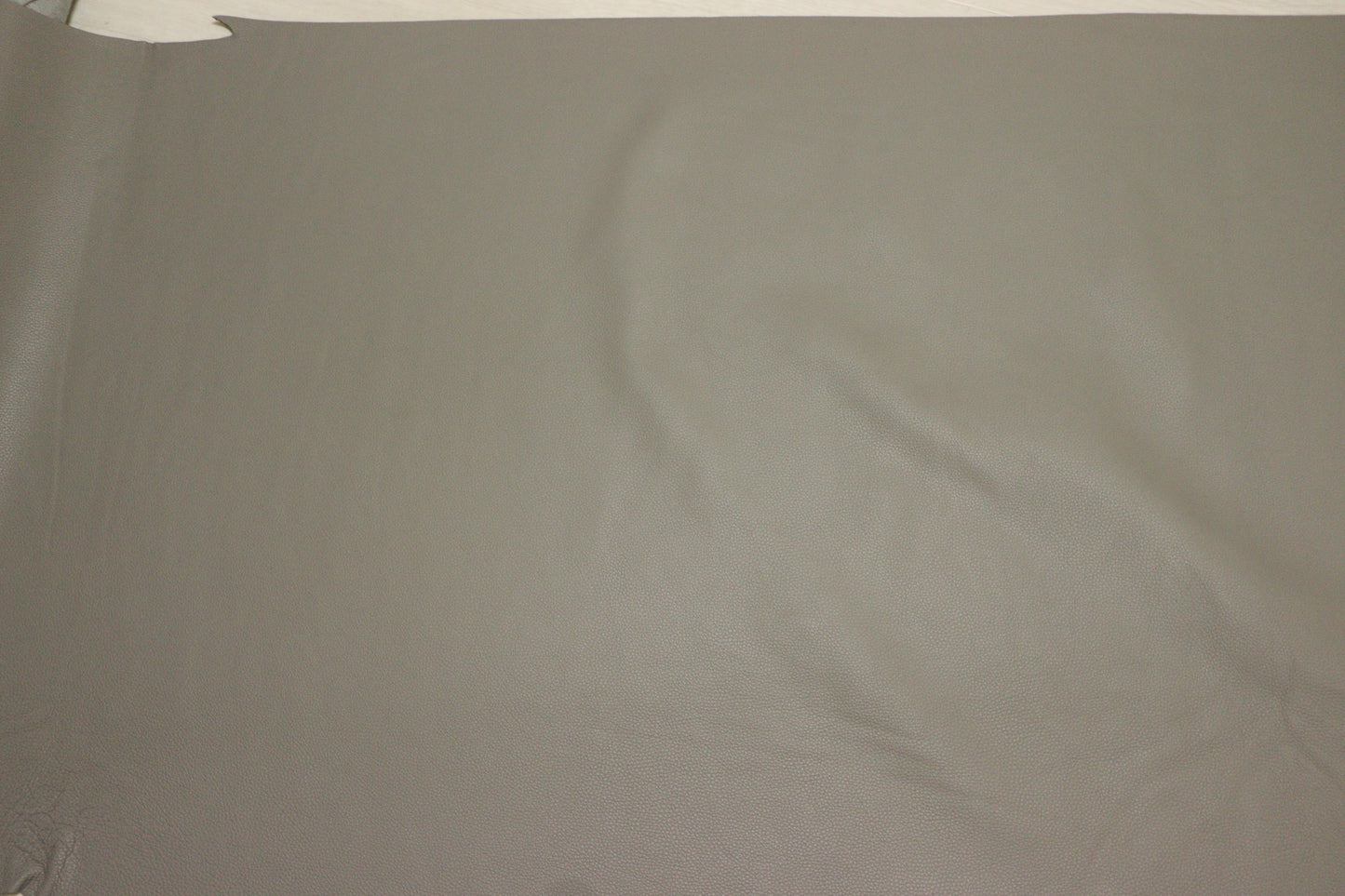 ds30円！新入荷！イタリアンレザー　モカグレー　シュリンク加工　230ds