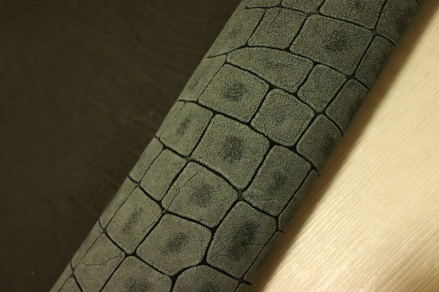 DS70円！イタリアンレザー　ショルダー　ウォッシュ加工　クロコ型押し　100DS