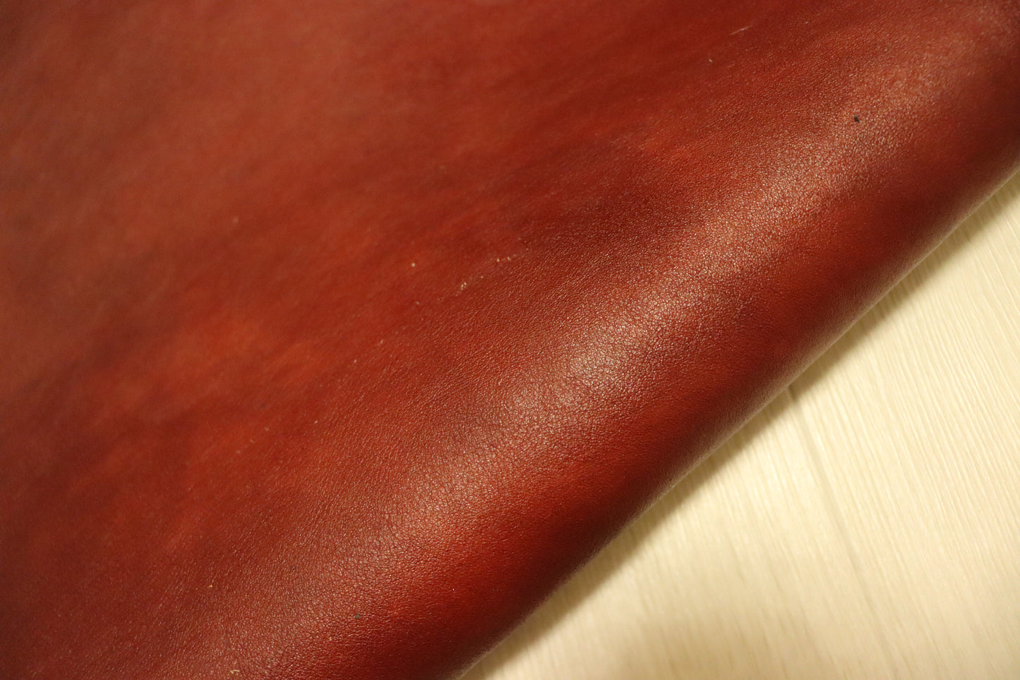 ds75円！ 新入荷！ITALPEL 　ショルダー　ムラ染加工　レッドブラウン　142ds