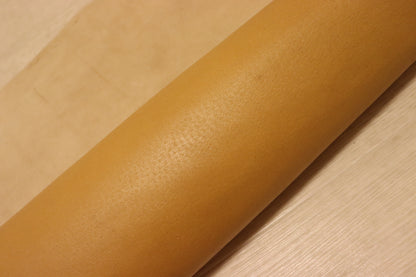 ds25円！新入荷！豚革　顔料仕上げ　iイエローキャメル　スムース加工　140ds