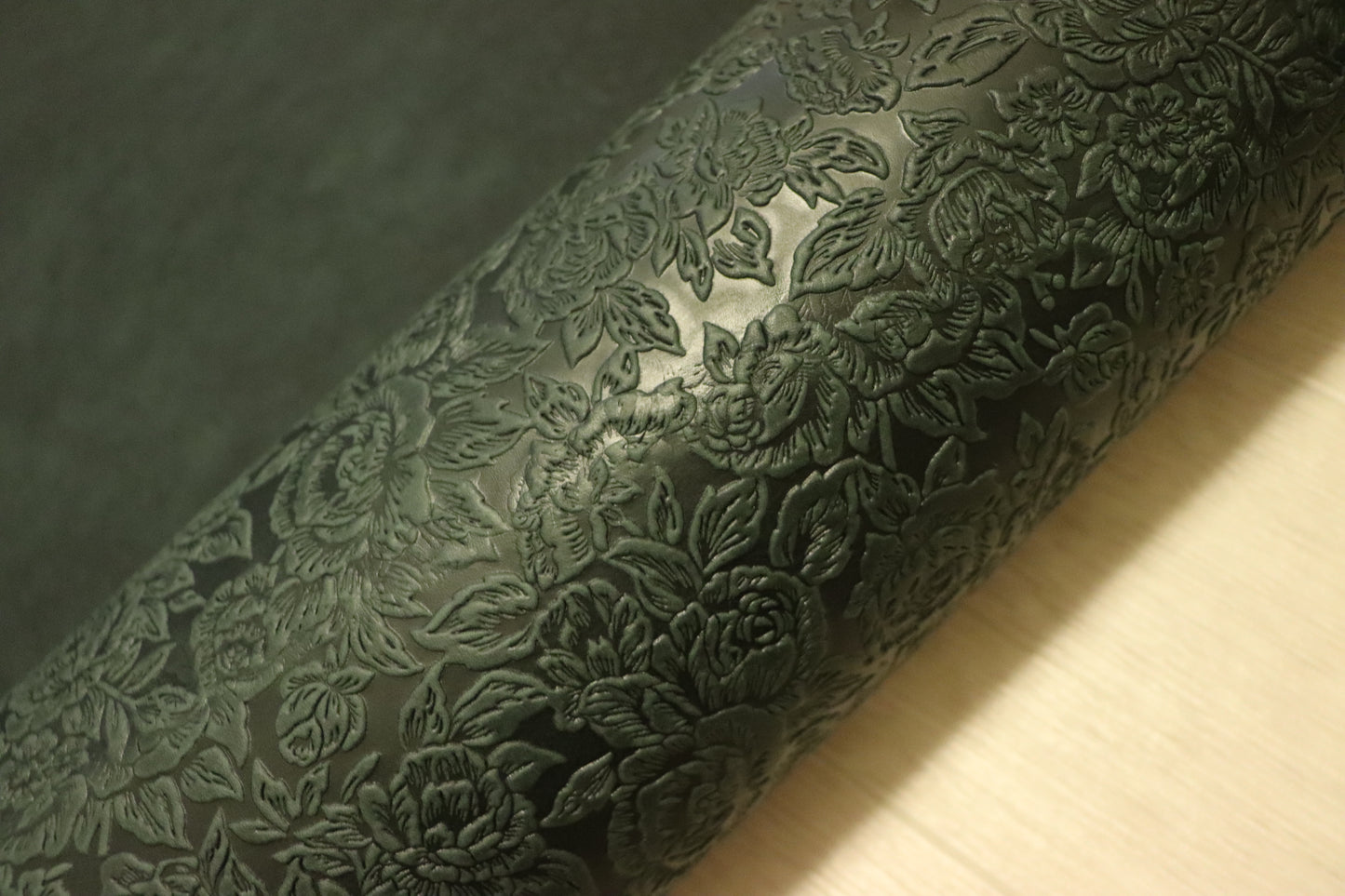 ds35円！新入荷！ローゼ型押し　ネイビー　オイルヌメ　130ds