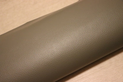 ds28円！新入荷！　姫路レザー　顔料仕上げ　ライトグレー系　シボ型押し　230ds