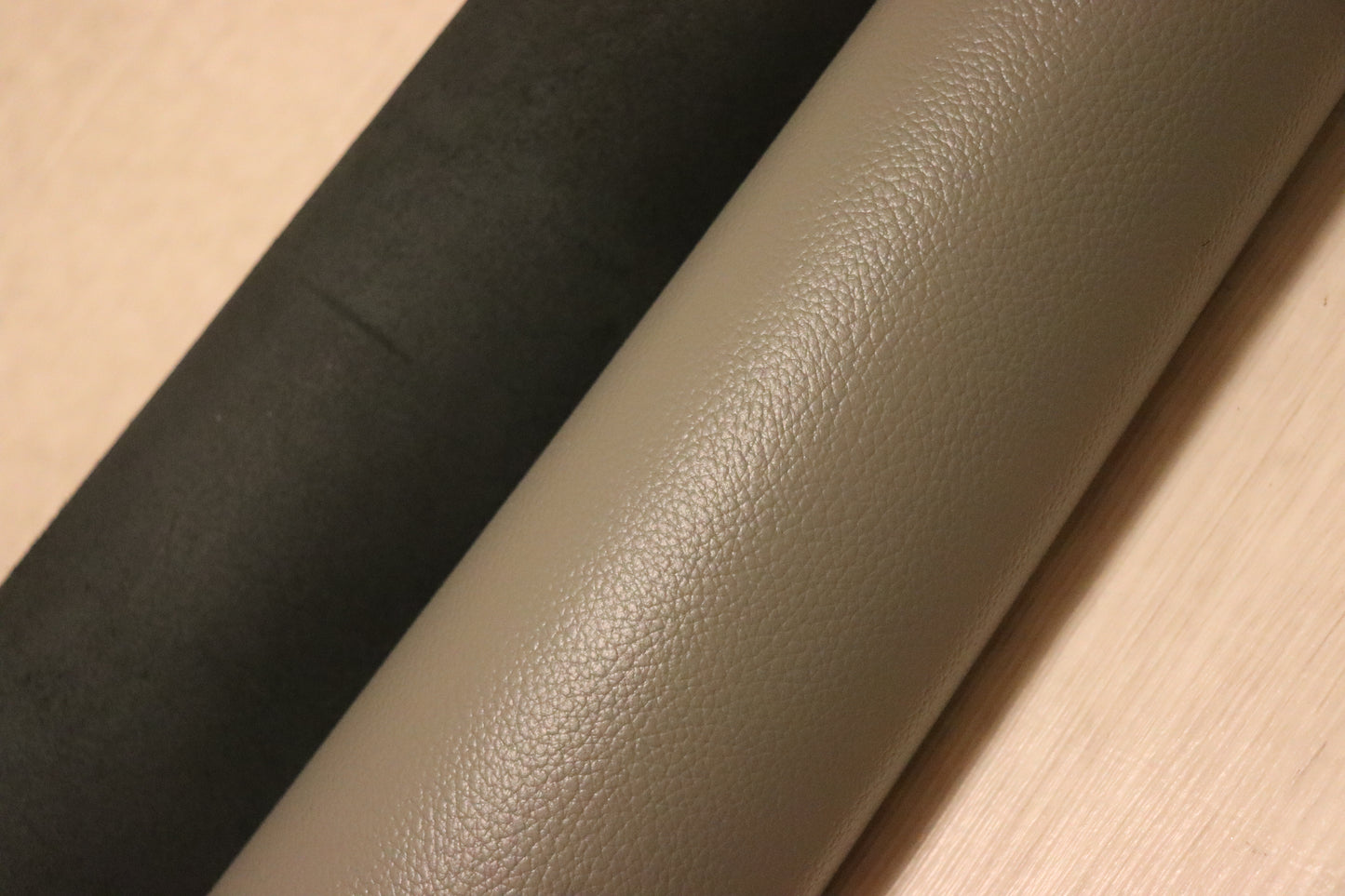 ds28円！新入荷！　姫路レザー　顔料仕上げ　ライトグレー系　シボ型押し　230ds