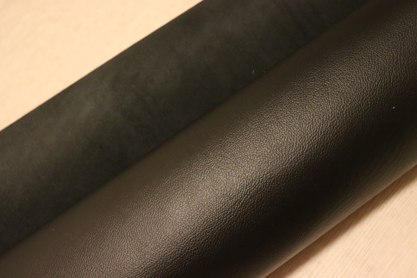 DS20円！新入荷！訳あり　姫路レザー　顔料仕上げ 　ブラック　シボ型押し　200DS