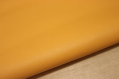 DS28円！新入荷！　姫路レザー　顔料仕上げ 　イエローオレンジ　シボ型押し　220DS