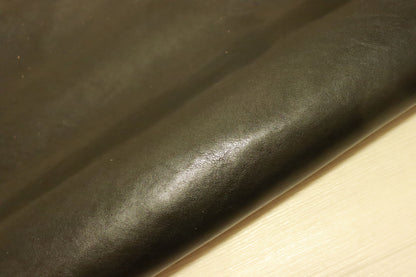 ds85円！新入荷！バダラッシカルロ社　ナッパCP　ブラック　ショルダー　ヌメ革　　50ds　ハギレ