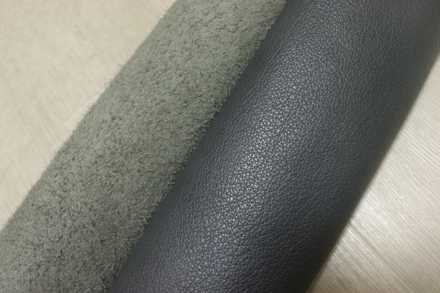 ds30円！新入荷！イタリアンレザー　アンチック加工　アッシュグレー　252ds