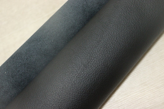 ds28円！新入荷！イタリアンレザー　ブラック　弱シュリンク加工　236ds