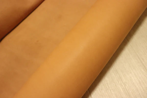 ds35円！クラフトの定番！TAN　素上げ　ヌメ革　139ds