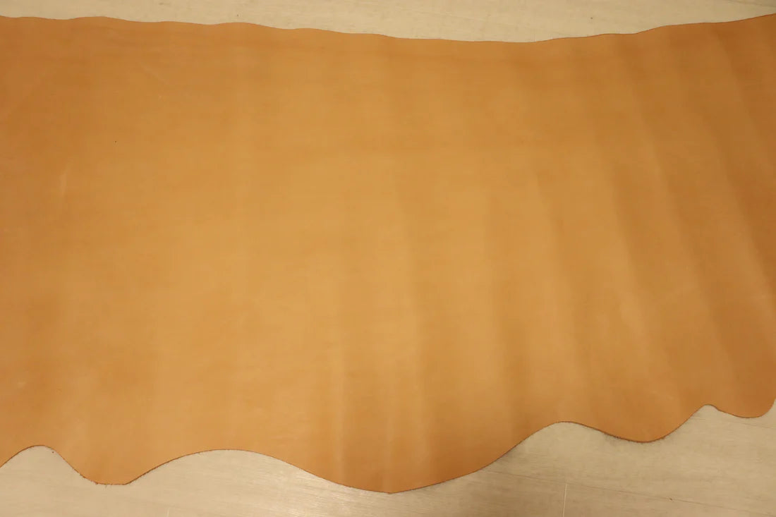 ds35円！クラフトの定番！TAN　素上げ　ヌメ革　139ds