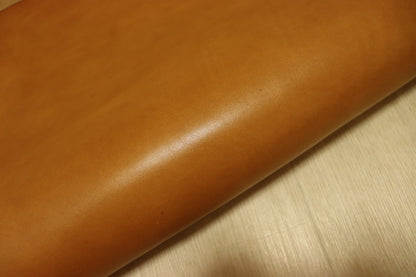 ds75円！新入荷!オイルヌメ　染料仕上げ TAN　ショルダー 163ds