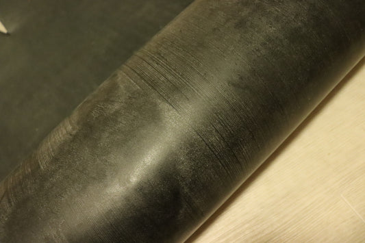 ds130円新入荷！上質！ブライドルレザー　ブラック　ヌメ革　82ds