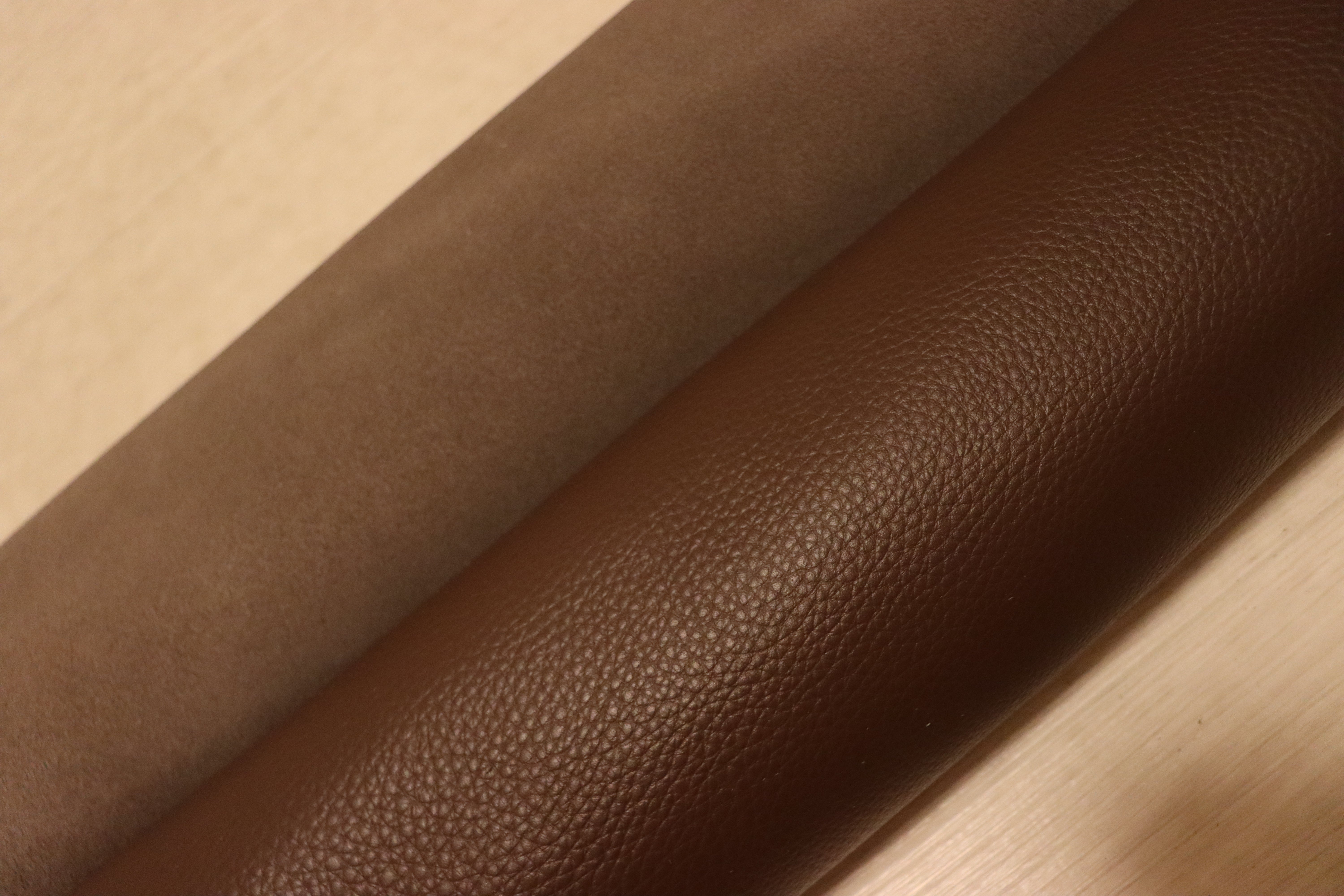 ややモチモチ系★シュリンク★クローム鞣し★ブラック★238ds モチモチ系☆シュリンク☆クローム鞣し☆ベージュ系☆297ds