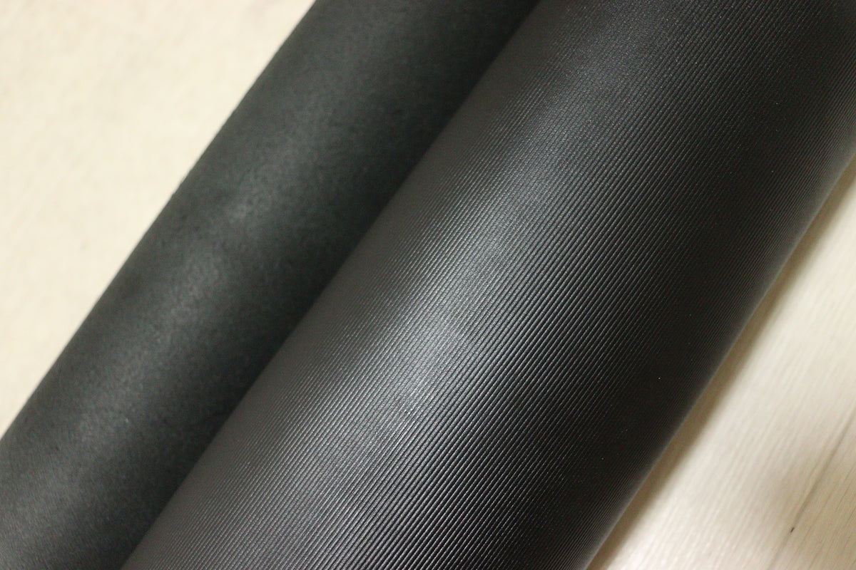 ds28円！新入荷！顔料仕上げ　ストライプ型押し　ブラック　250ds