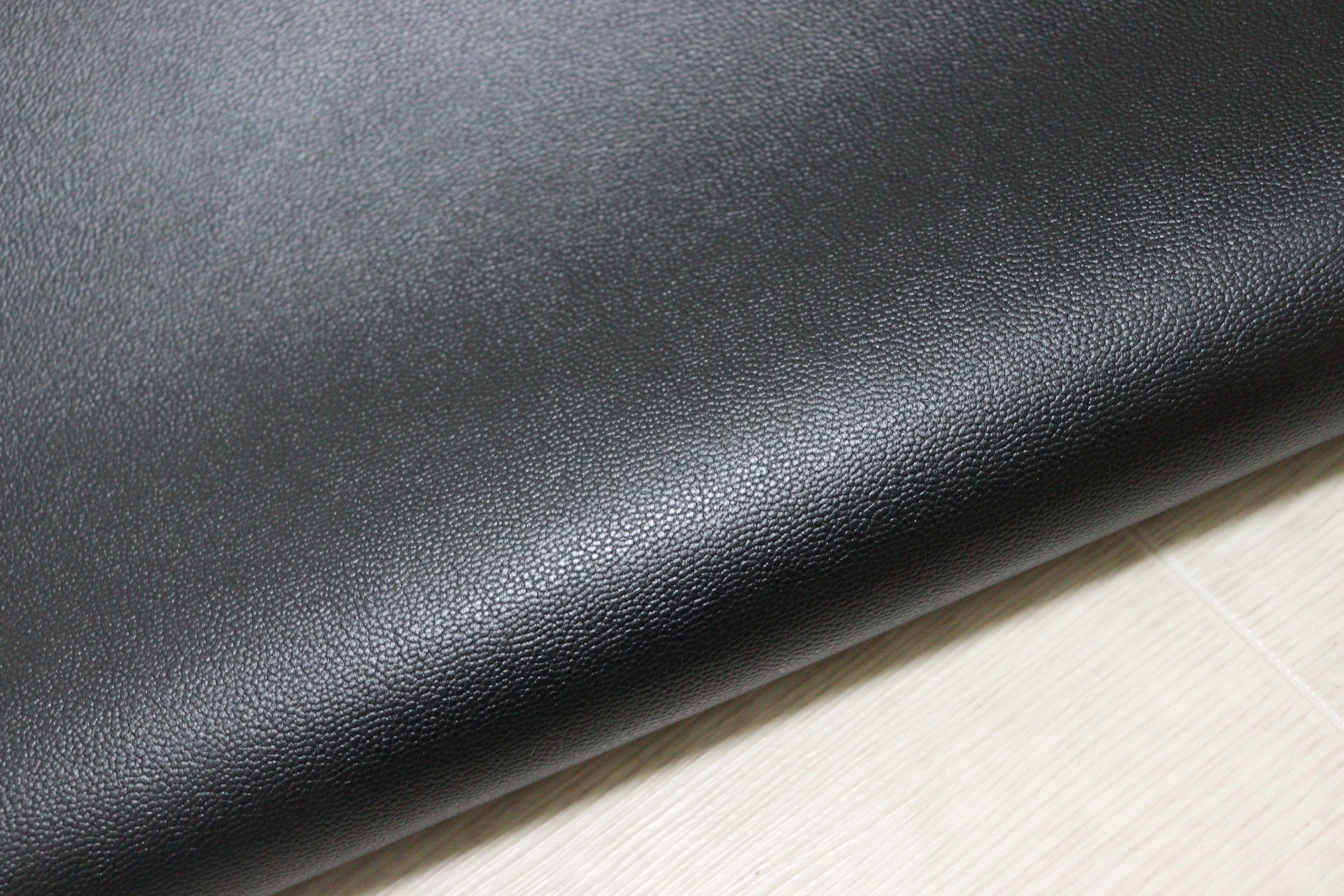 美品✨  Jeans ブラック　レザー　シボ加工 ds28円！新入荷！姫路レザー シボ型押し ブラック 240ds