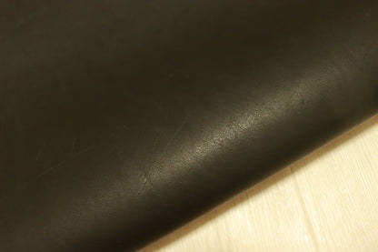 ds70円！やや訳あり・・新入荷！CONCERIA 800社　ブラック　オイルヌメ　ショルダー 130ds
