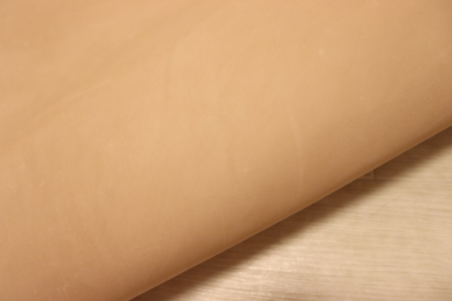 ds25円！クラフトの定番！訳あり 　生成り 素上げ ヌメ革 260ds