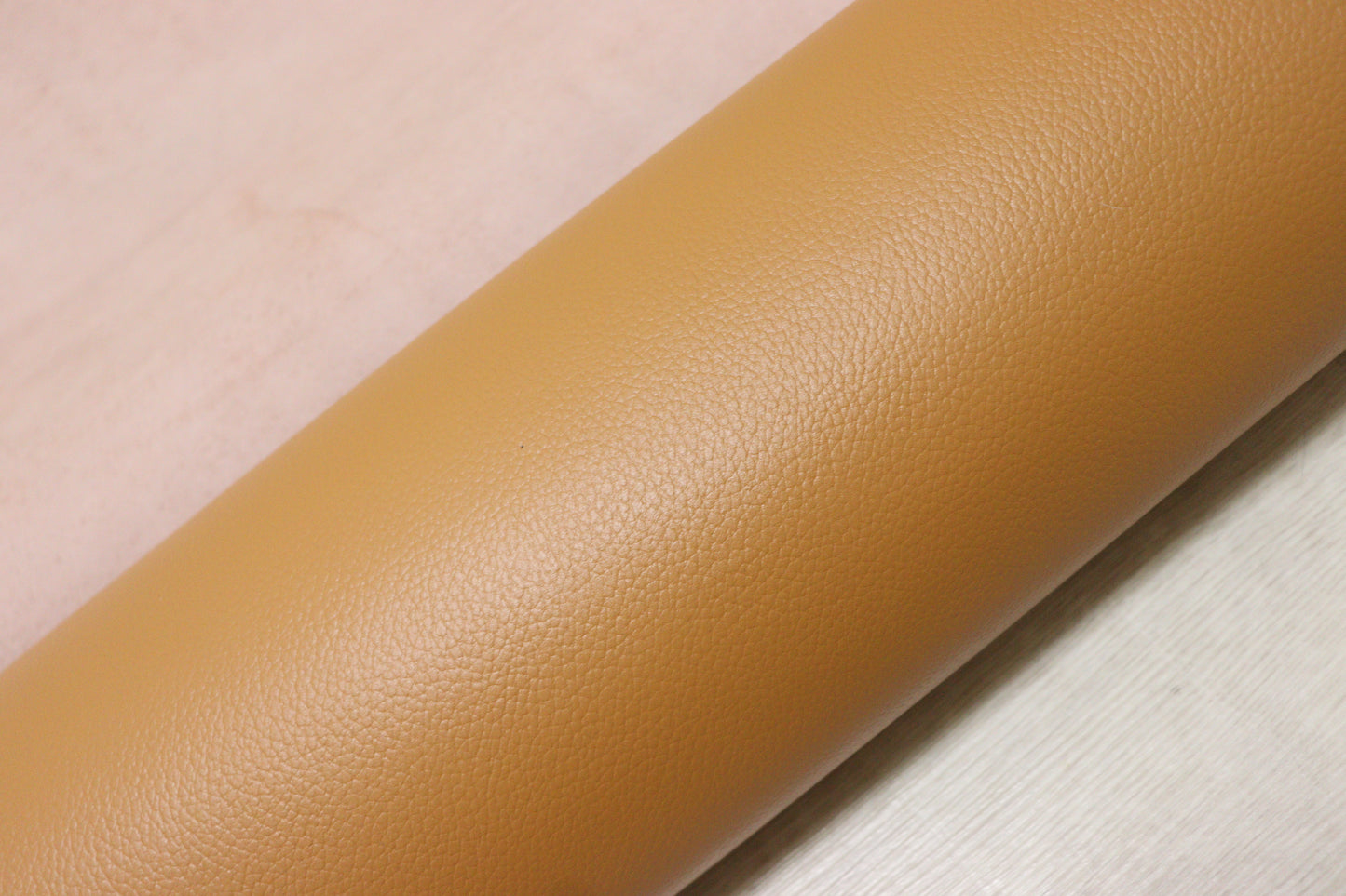 ds28円！新入荷！顔料仕上げ　イエローブラウン　シボ型押し　207ds