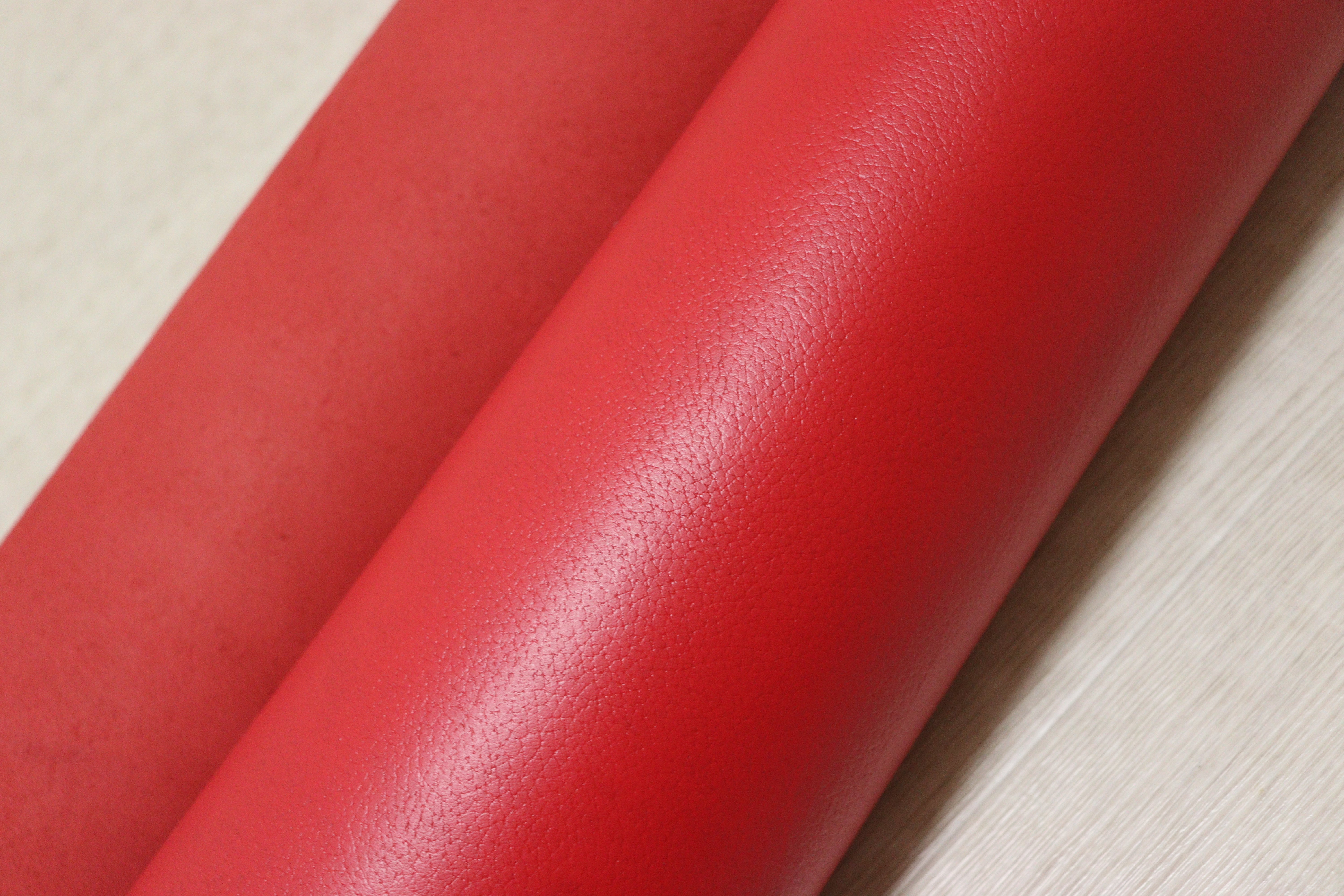 ds25円！新入荷！顔料仕上げ レッド シボ型押し 230ds