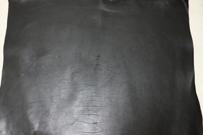 ds75円！イタリアンレザー スムース加工　オイルヌメ　ショルダー　ブラック　140ds