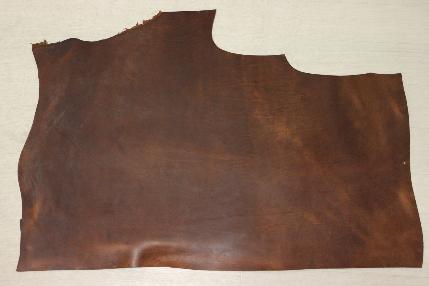 ds80円！イタリアンレザー 　極厚オイルヌメ　ショルダー　アンバーブラウン　60ds