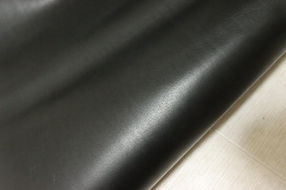 ds75円！イタリアンレザー スムース加工　ブラック　ショルダー　ヌメ革　115ds