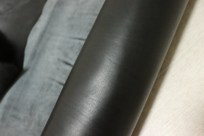 ds75円！イタリアンレザー スムース加工　ブラック　ショルダー　ヌメ革　115ds