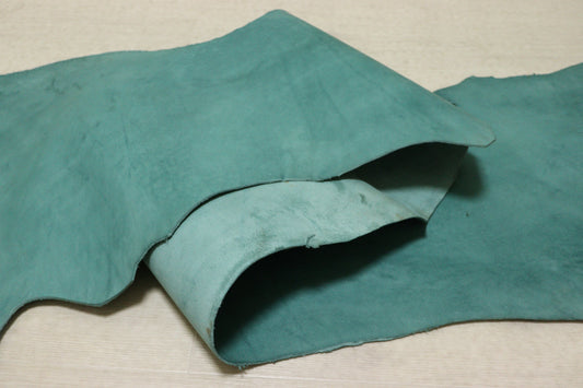 ds50円！イタリアンレザー　ピットなめし　ターコイズ　ベリー　ヌメ革　115ds