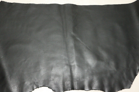 ds75円！イタリアンレザー スムース加工　ブラック　ショルダー　ヌメ革　160ds