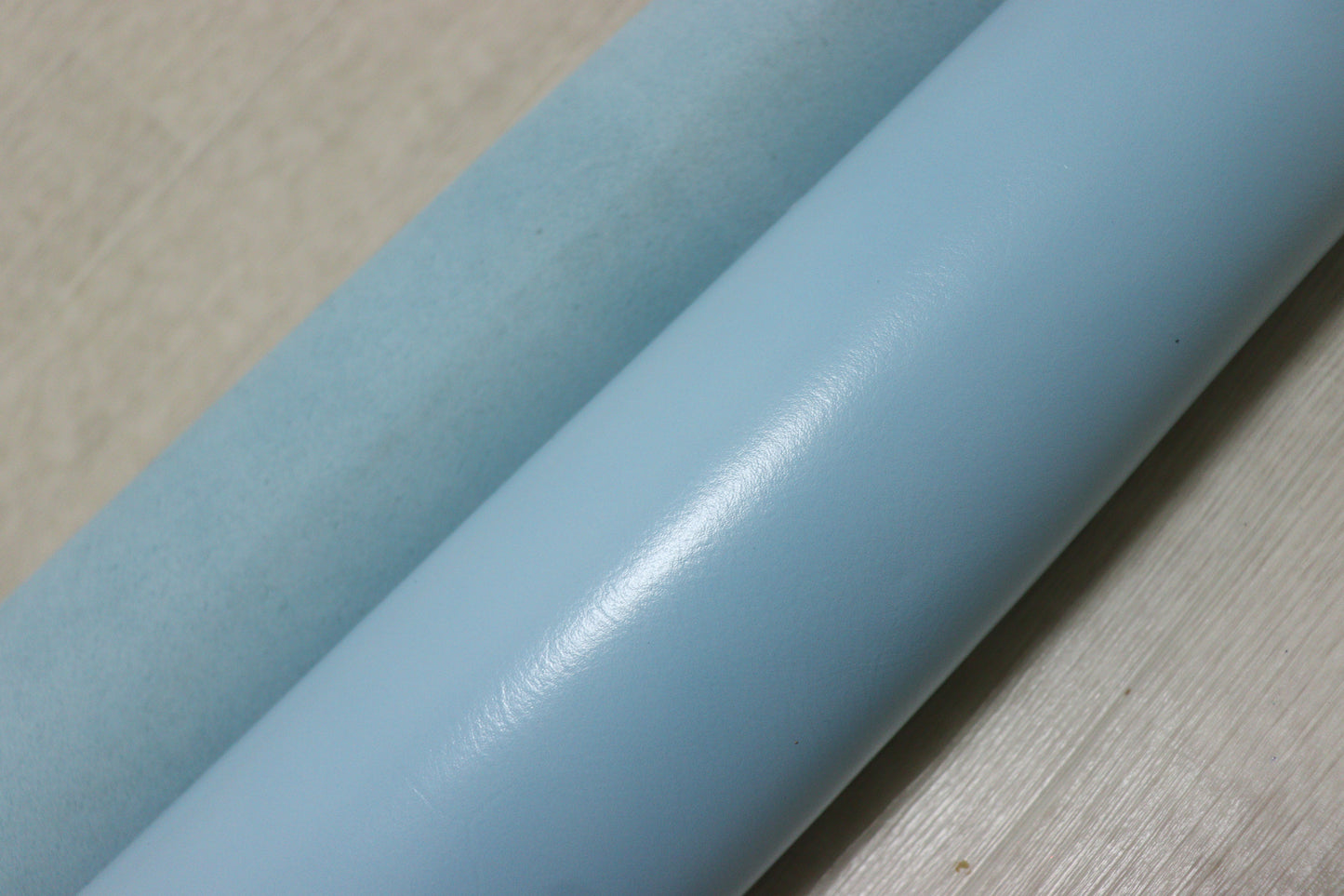 ds28円！新入荷！姫路レザー　ライトブルー　顔料仕上げ　200ds