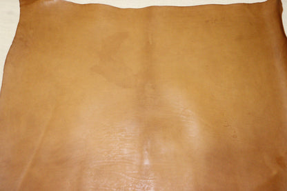 ds75円！イタリアンレザー スムース加工　TAN　ショルダー　ヌメ革　140ds
