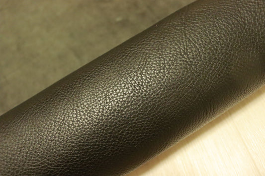 ds75円！新入荷！上質！オイルヌメ　ダコタ　ショルダー　ブラック　133ds