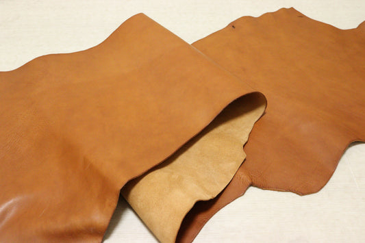 ds50円！イタリアンレザー　ピットなめし　キャメル　シュリンク加工　ベリー　ヌメ革　95ds
