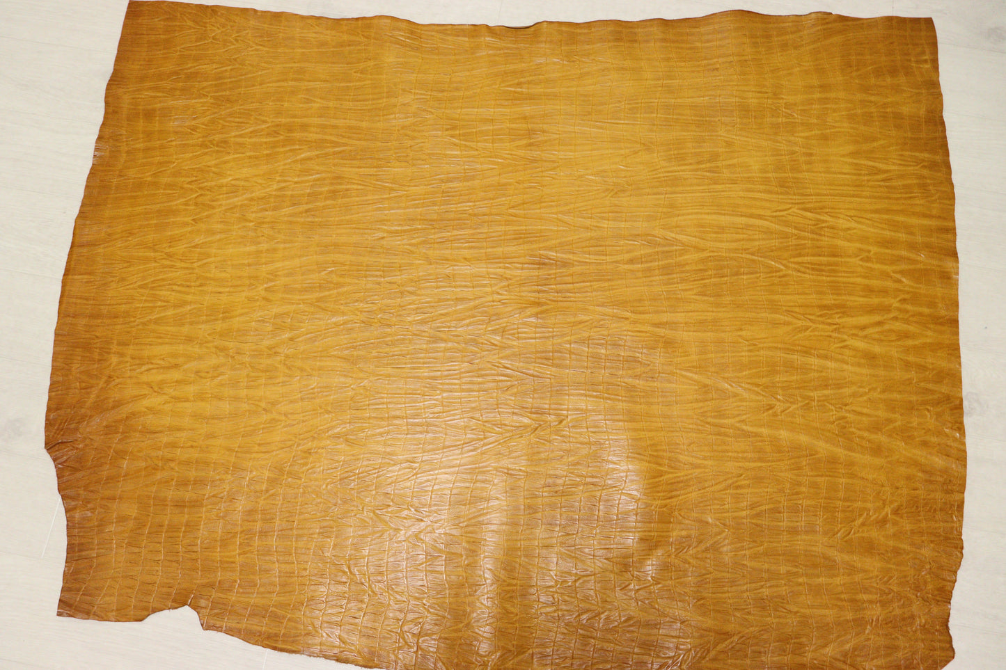 ds70円！イタリアンレザー　ショルダー　絞り加工×クロコ型押し　131ds