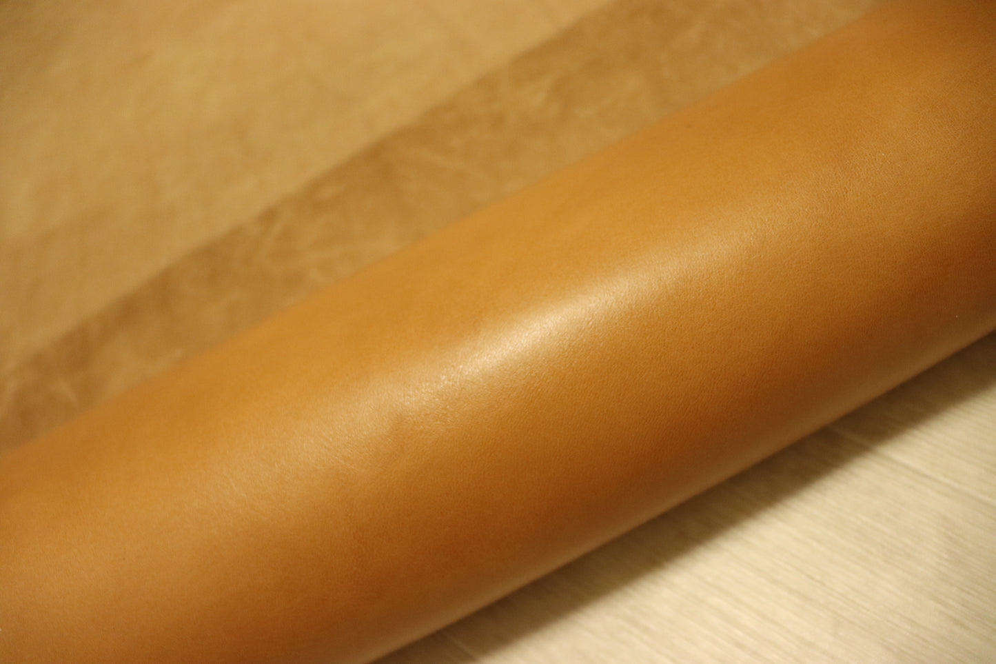 ds75円！新入荷!ITALPEL オイルヌメ イエローキャメル　ショルダー　162ds