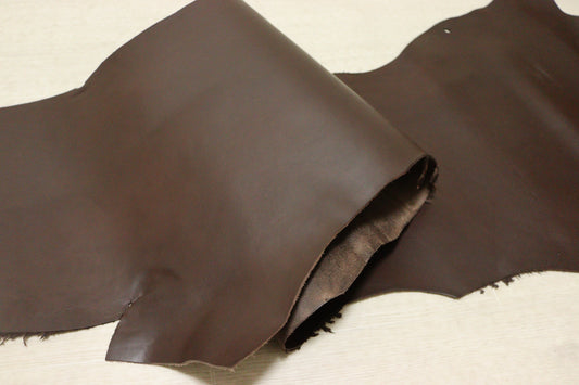 ds50円！イタリアンレザー　ピットなめし　チョコブラウン　スムース加工　ベリー　ヌメ革　69ds