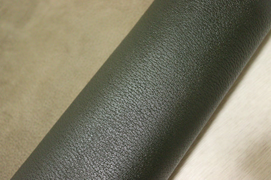 ds28円！新入荷！豚ヌメ　顔料仕上げ　カーキ　シボ型押し　110ds