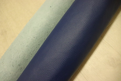 d28円！新入荷！顔料仕上げ　マリンブルー　シボ型押し　220ds